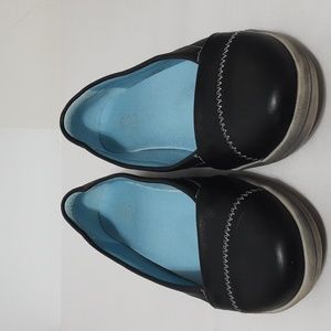CLOUD ACACIA Women  (40)‎ 9 Slip On Flat Shoes
